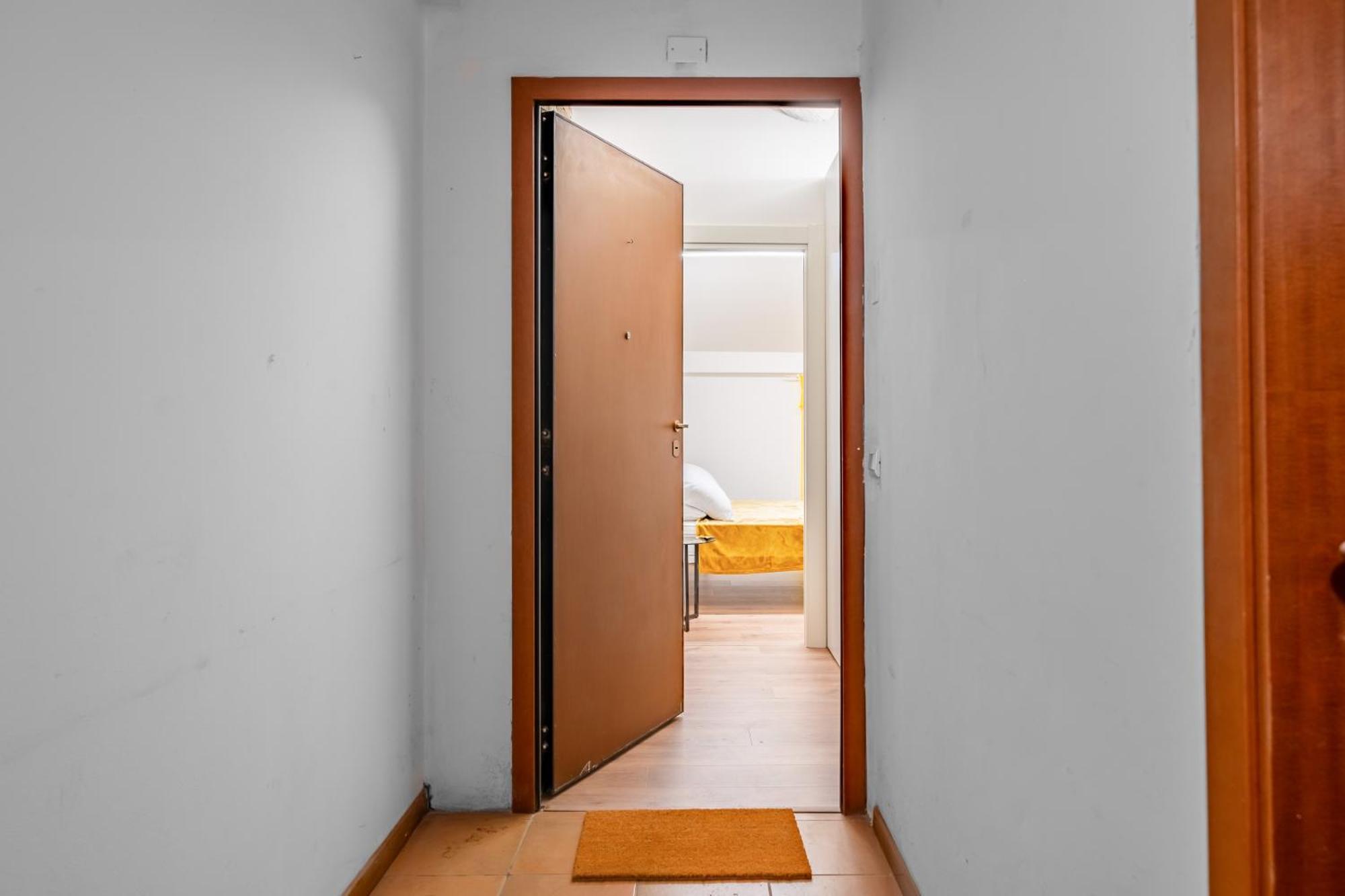 Appartement Cascina Conicchio - Metro Station - By Host4U à Brescia Extérieur photo
